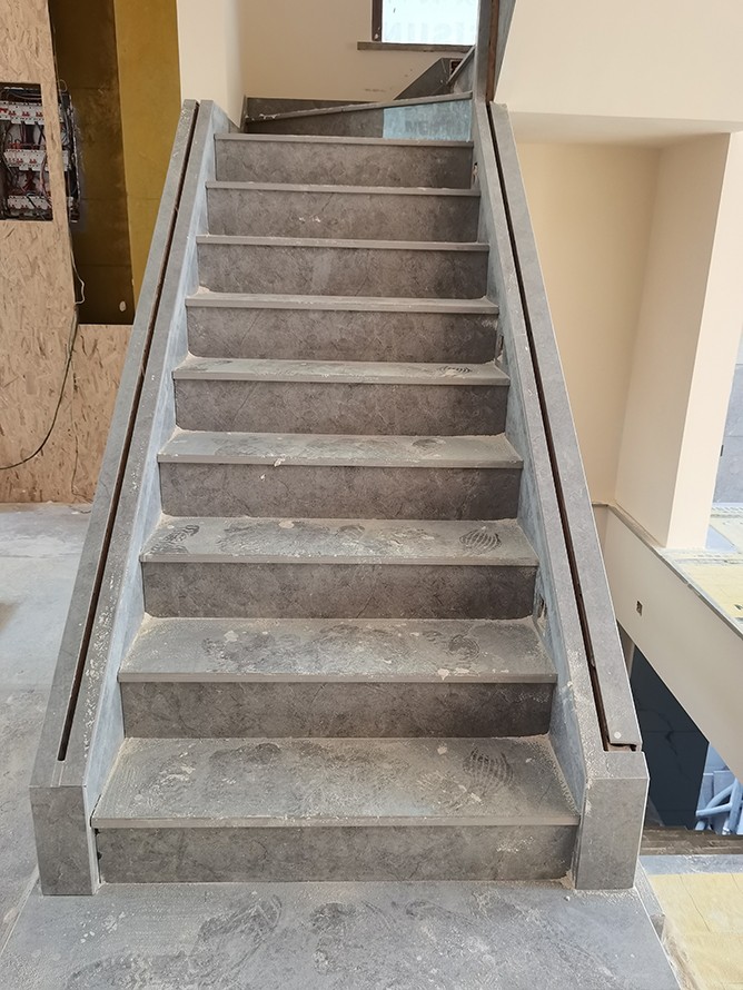 小F82AEDED2BCD9194E86B3382DD92EEDF